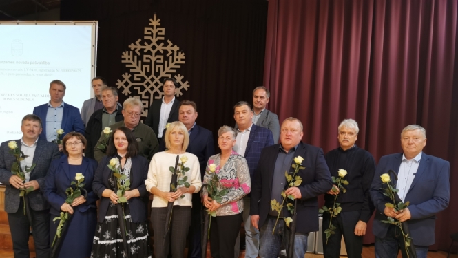 Ievēlēti pilsētu un pagastu pārvaldnieki